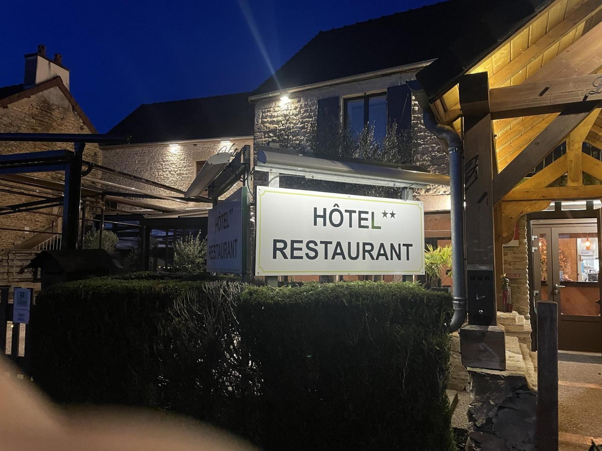 Logis Le Marronnier Otel Buffon Dış mekan fotoğraf